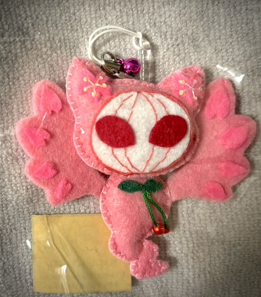 ネコウモリストラップ(桜)