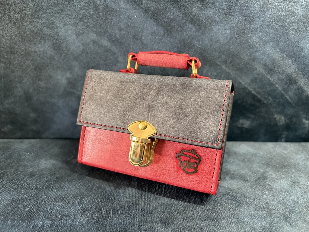 TCGダイス・トークンカードケース:ネイビー×レッド