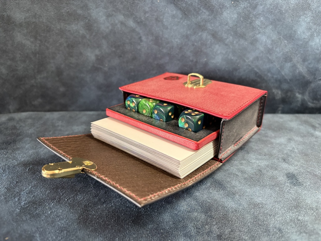 TCGダイス・トークンカードケース:ネイビー×レッド