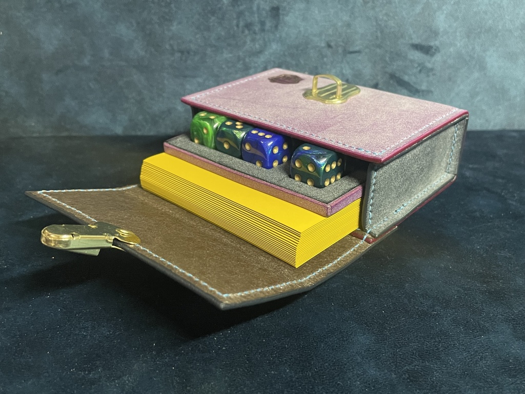 TCGダイス・トークンカードケース:ブラック×スギライト