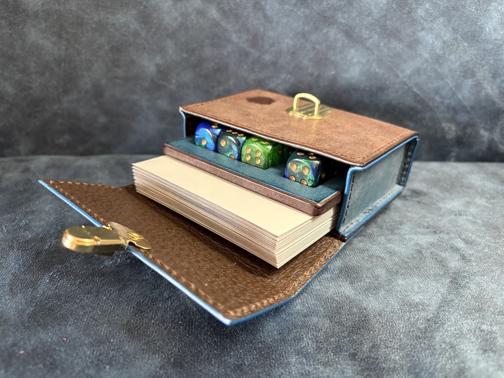 TCGダイス・トークンカードケース:ターコイズ×チョコ