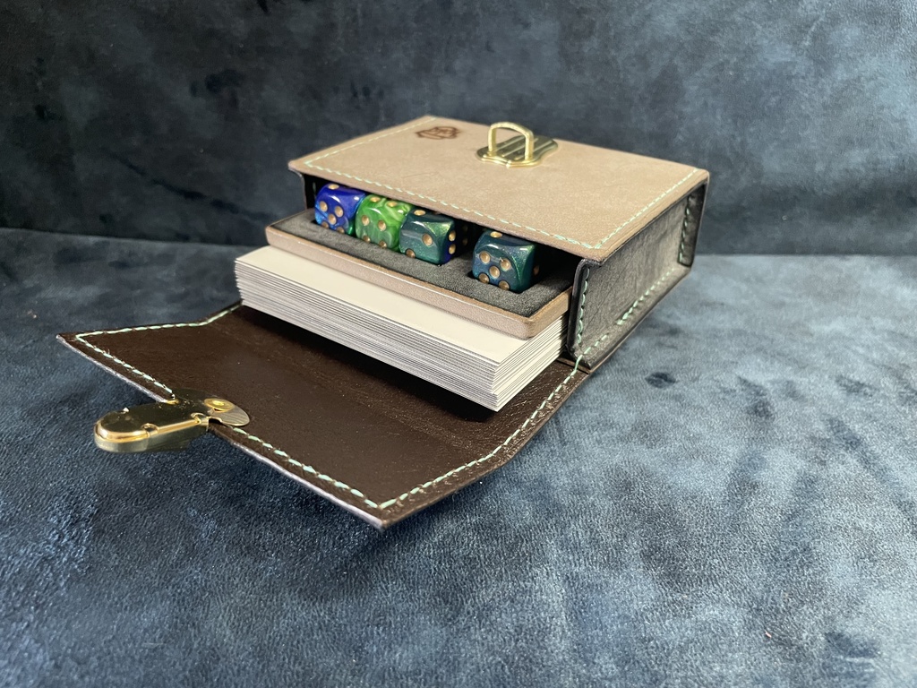 TCGダイス・トークンカードケース:ブラック×アージェント