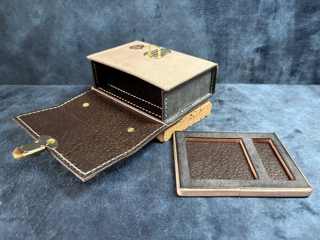 TCGダイス・トークンカードケース:ブラック×アージェント