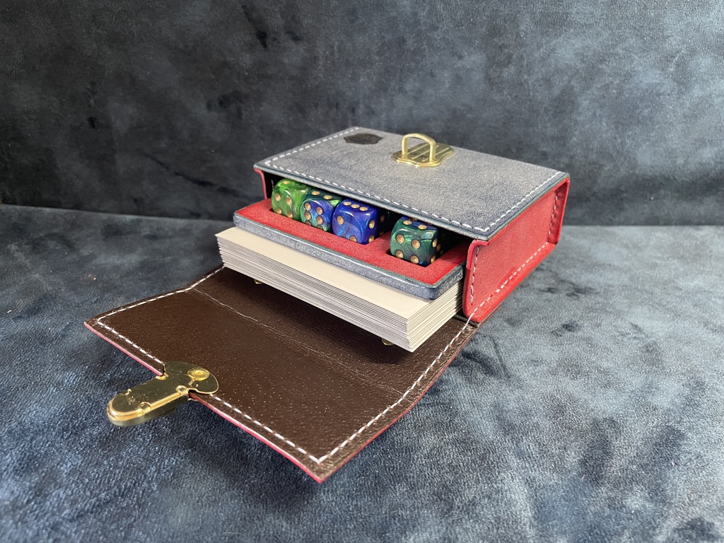 TCGダイス・トークンカードケース:レッド×ブルー