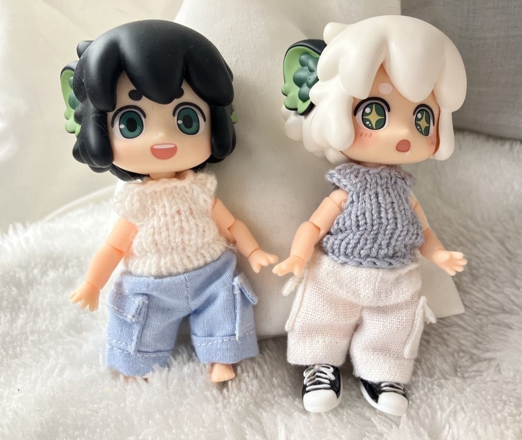 ノースリーブ・フレンチスリーブニット