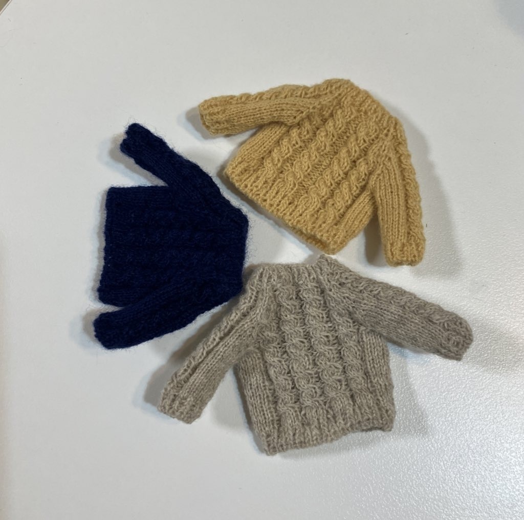 カシミヤ縄編みセーター(オビツ11・ねんどろいどサイズ)