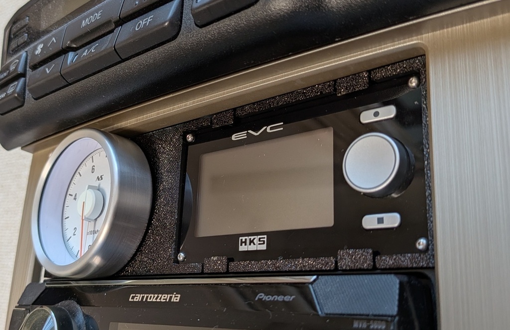 EVC&Φ52メーター収納1DINケース