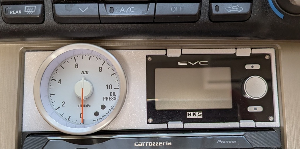 EVC&Φ52メーター収納1DINケース