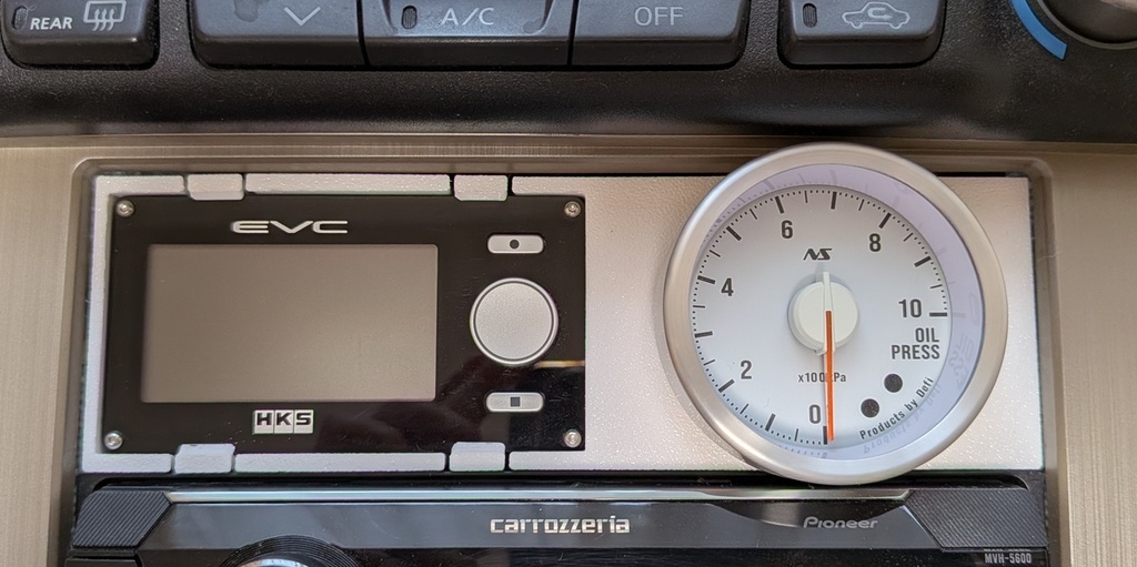 EVC&Φ52メーター収納1DINケース