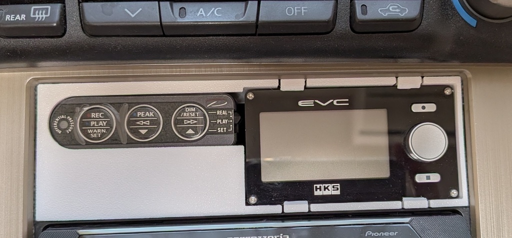 EVC&Defiコントローラー収納1DINケース