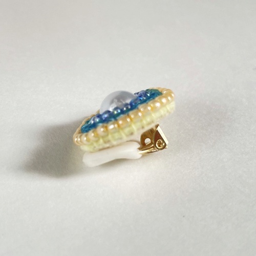 夏カラー☆パールイヤリング/クリームホワイト×ブルー