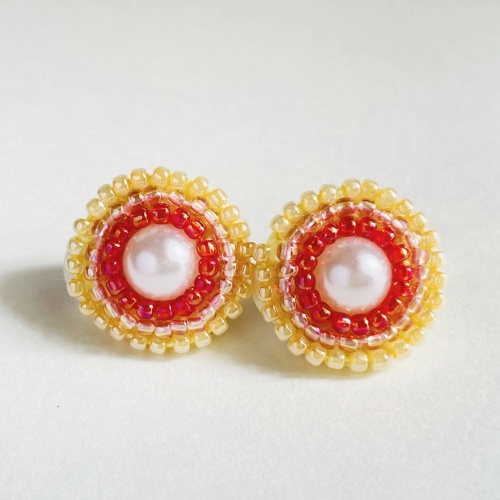 夏カラー☆パールイヤリング/クリームホワイト×レッド