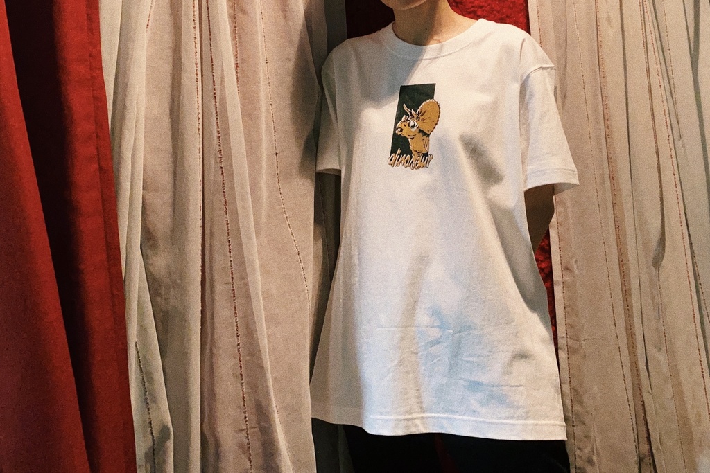 トリケラトプスTシャツ２