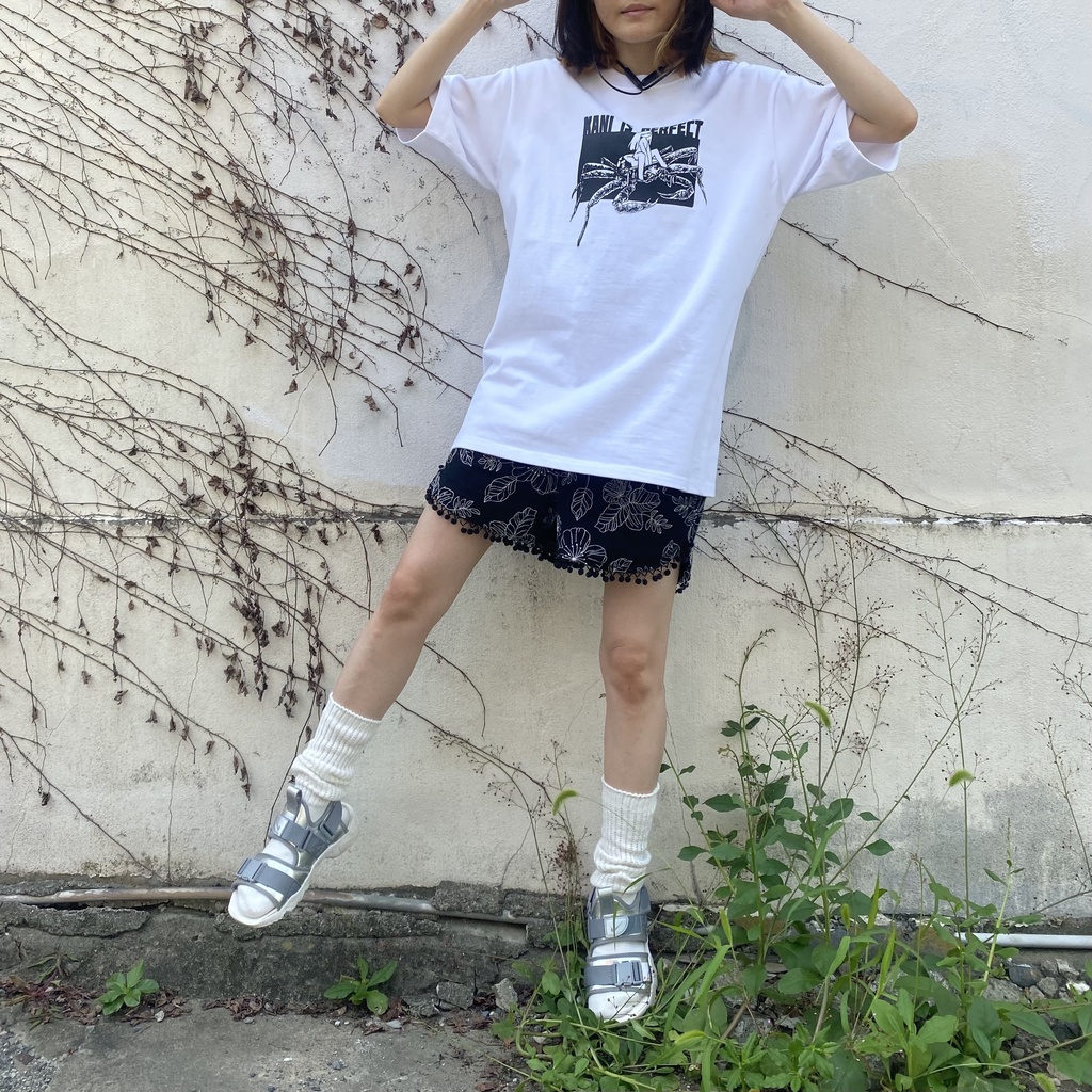 完璧なカニのTシャツ
