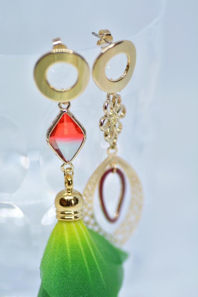 モチーフピアス【カイン&レオナ】