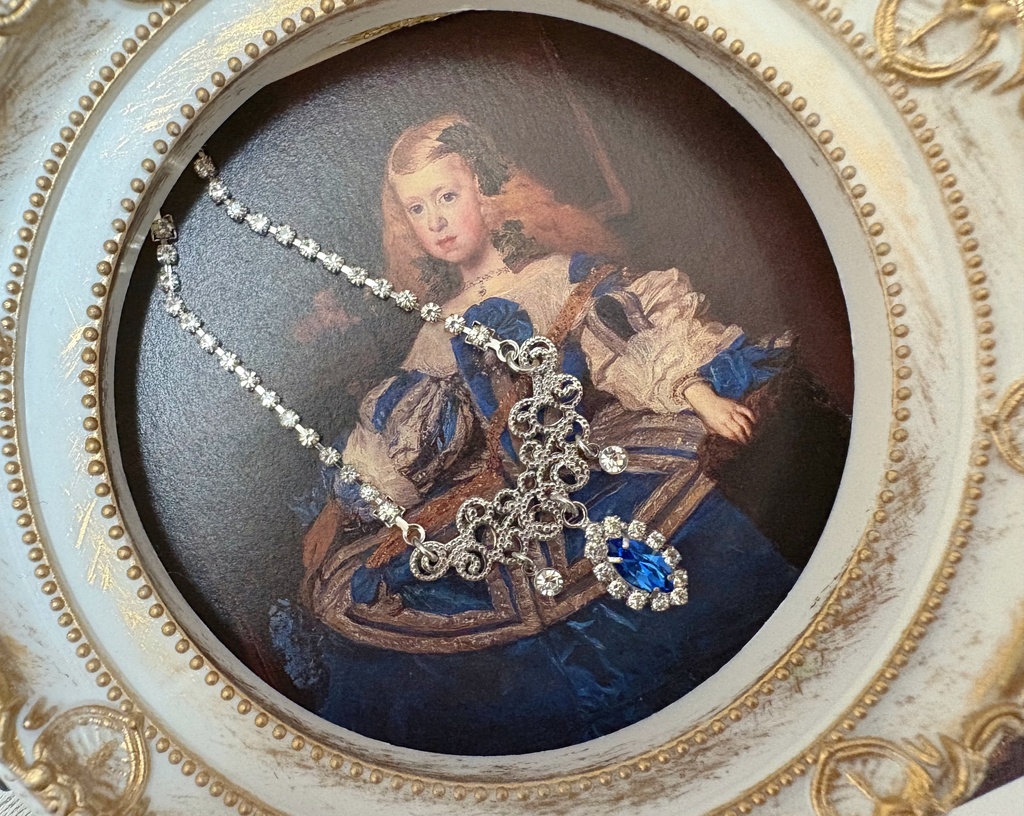 貴婦人の装い(サファイア)