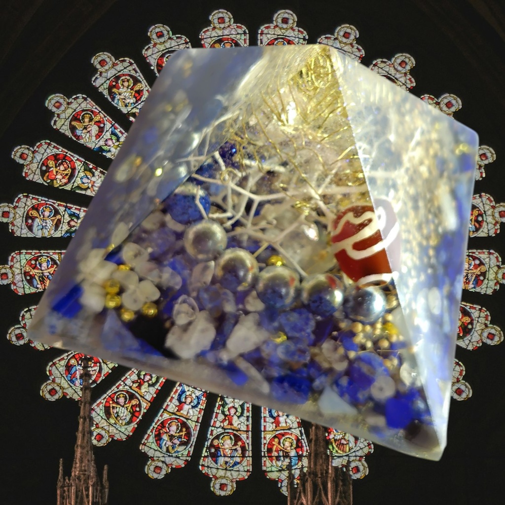 オルゴナイトTシャツ The High Priestess(ハイプリエステス) 蓮華天珠とラピスラズリのオルゴナイト