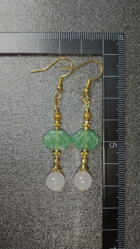 ピアス/ストーン・ガラス/緑・白・金系/約40mm