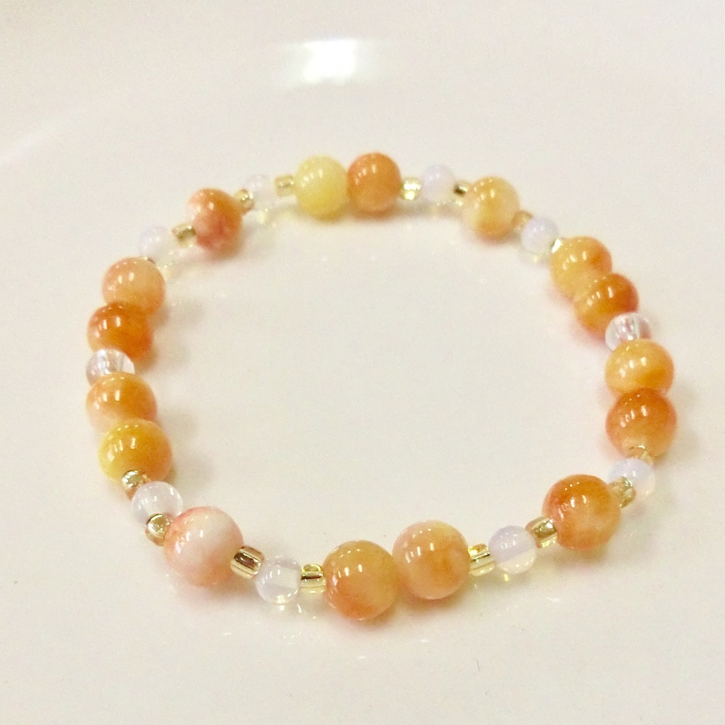 ティーンズモチーフの天然石ブレスレット