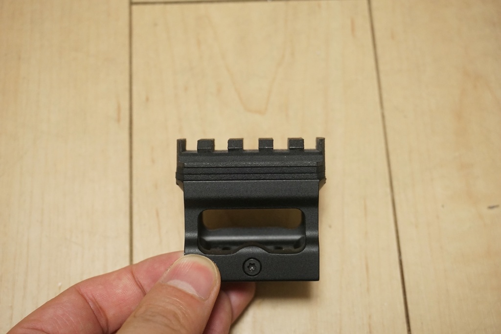 Aimpoint micro T1/T2マウント用スペーサー(2mm/4mm)