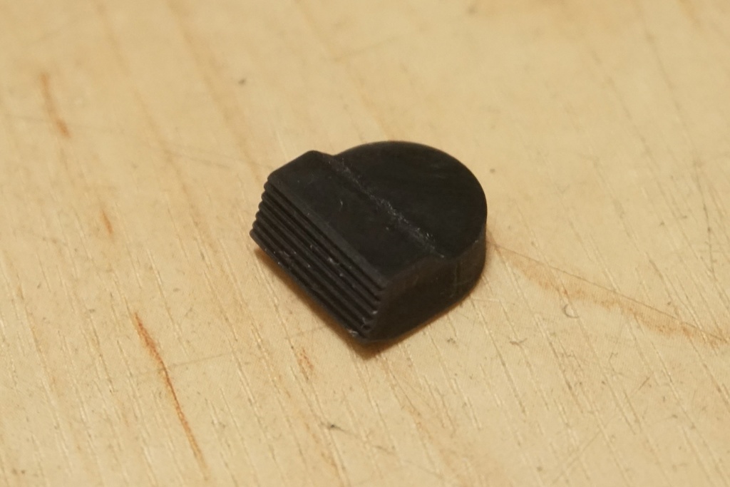 東京マルイ GBB 89式小銃用 エクステンションボルトキャッチ