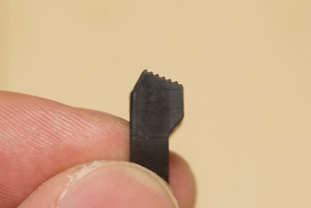 東京マルイ GBB 89式小銃用 エクステンションボルトキャッチ