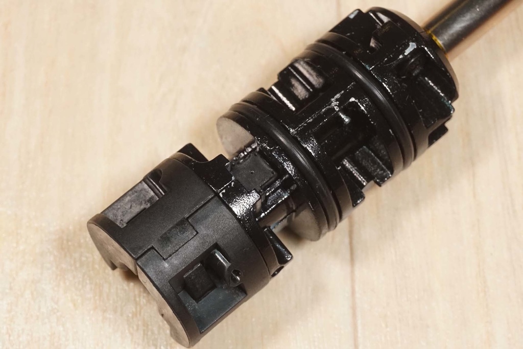 Double Eagle MAGPUL Pro 700 カスタム HOPアジャスター