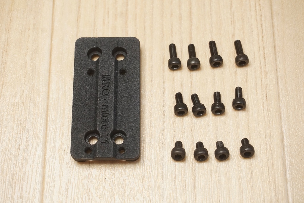 【廃盤】MROマウント→Micro T1/T2変換アタッチメント『マウント変換くん』