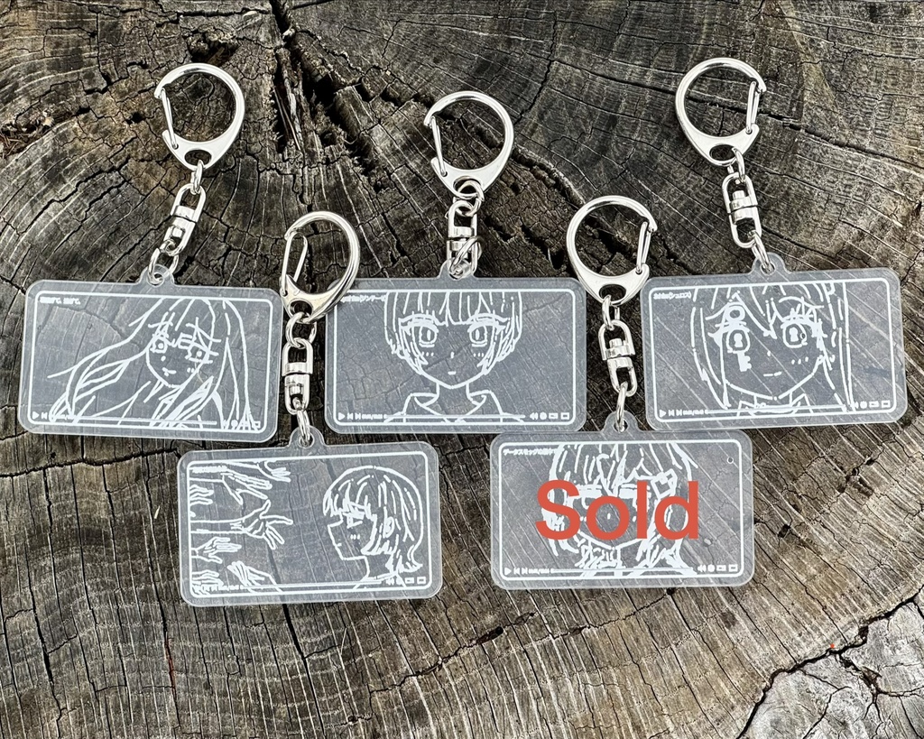 どこでも!MVガールズアクキー