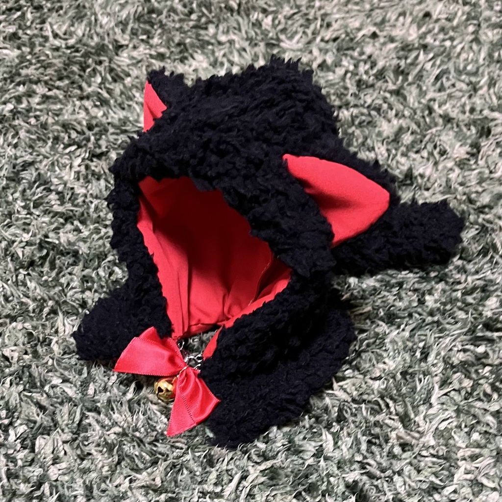 ぬい服　黒猫ポンチョ