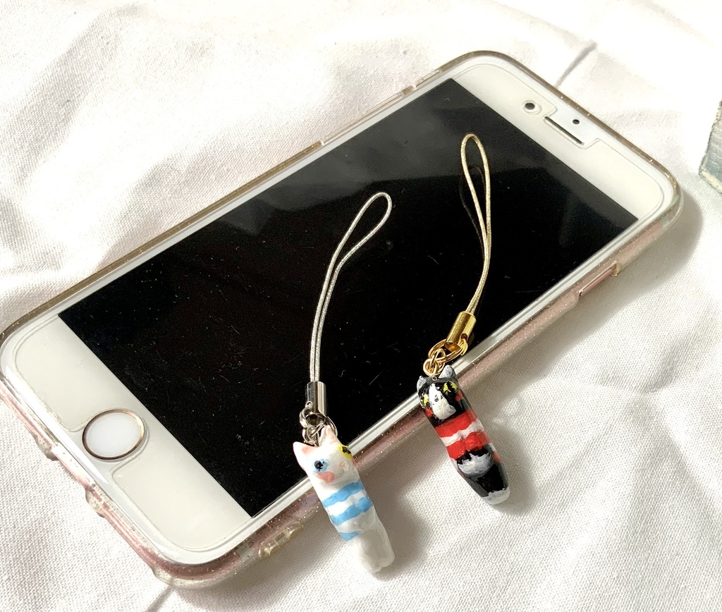 teriteriへなちょこボーダー猫ストラップ・ ハチワレと白猫セット