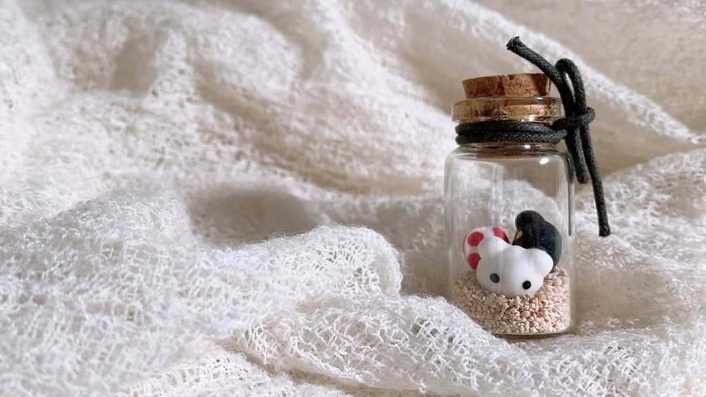 ボタモンとユキミボタモン、デジタマの瓶詰め