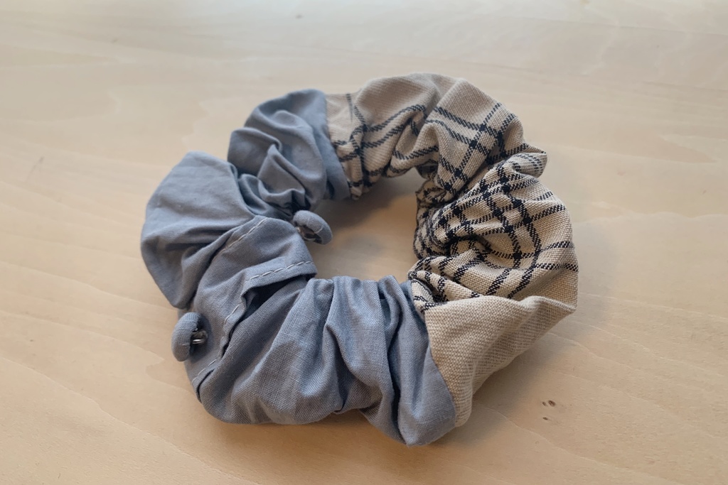 青葉城西 学生服イメージシュシュ