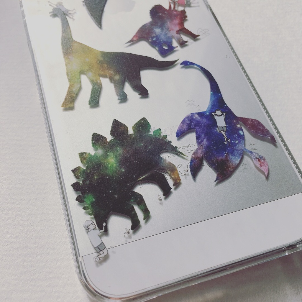 烏野二年生(恐竜×宇宙) iPhoneケース