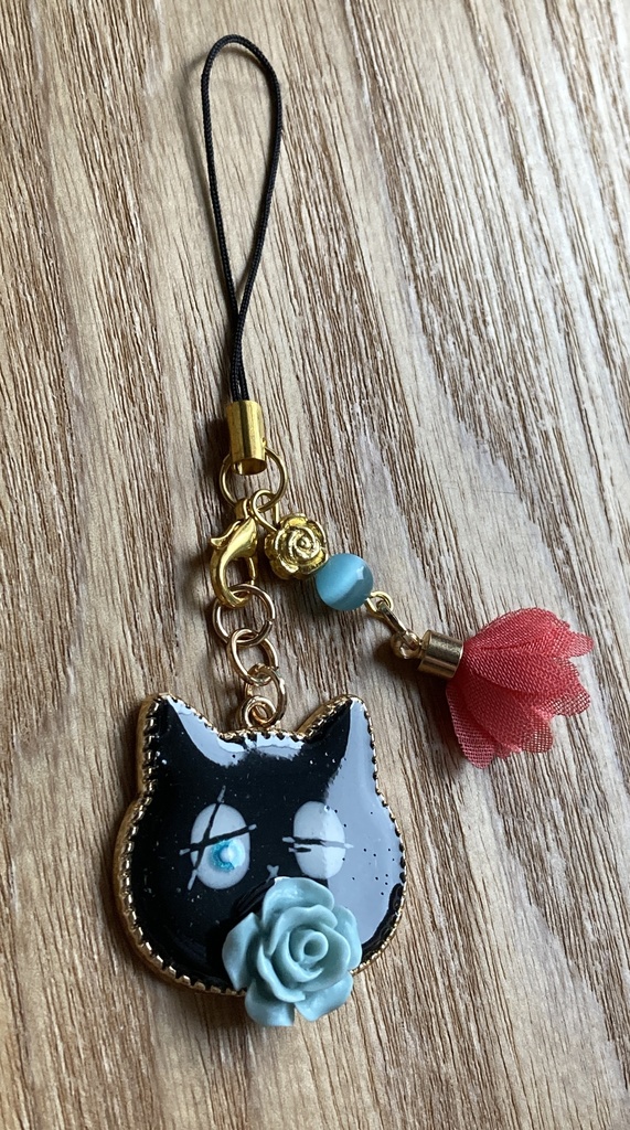 ドルタねこストラップ(花)