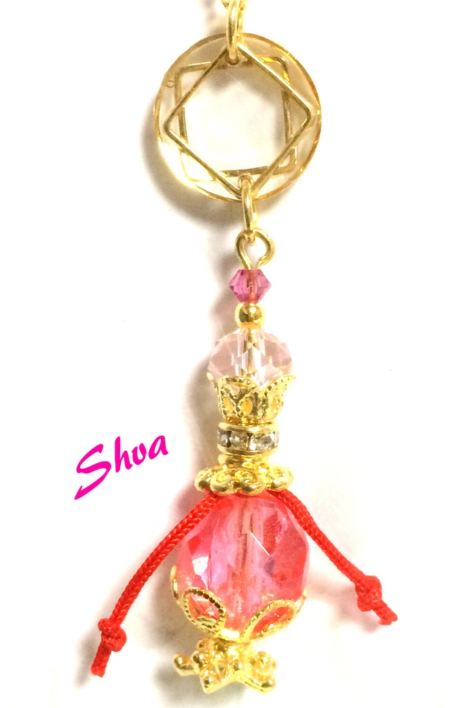 マギ キャラモチーフ香水瓶風ペンダント