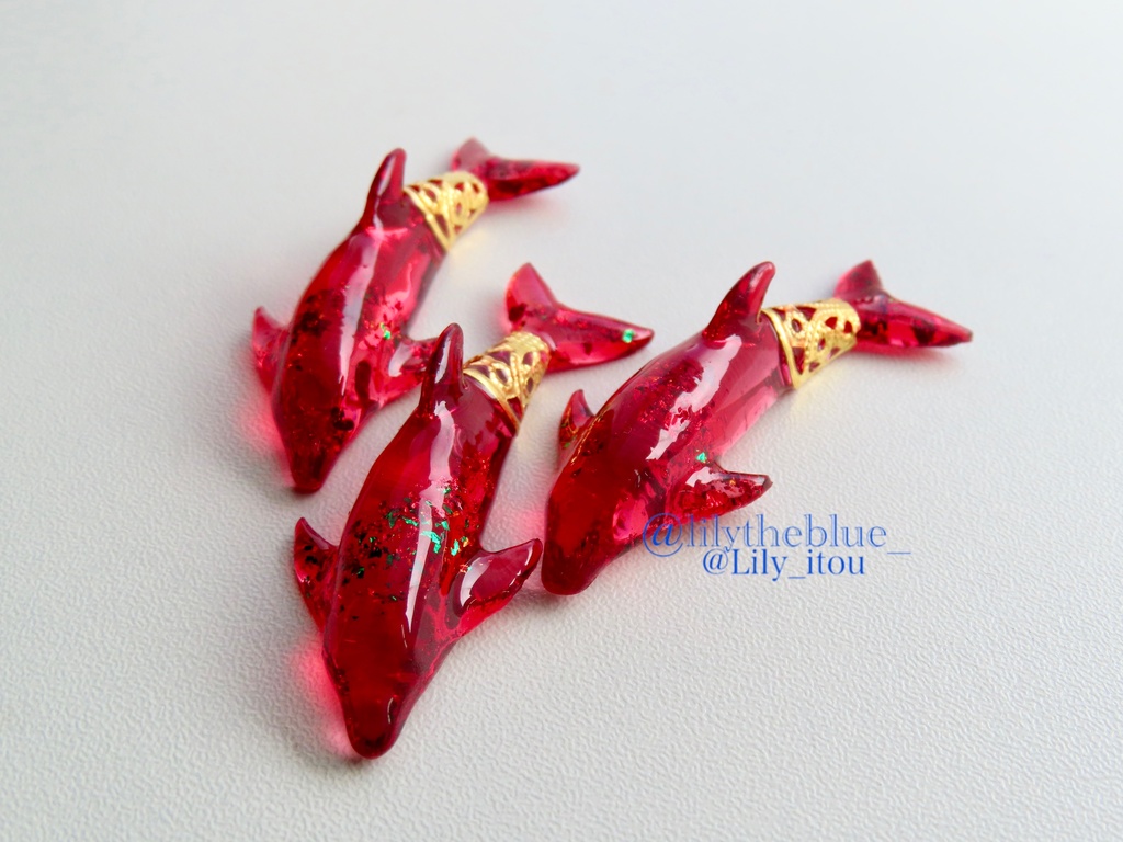 通販&秋季限定【紅葉舞う海洋生物のネックレス】