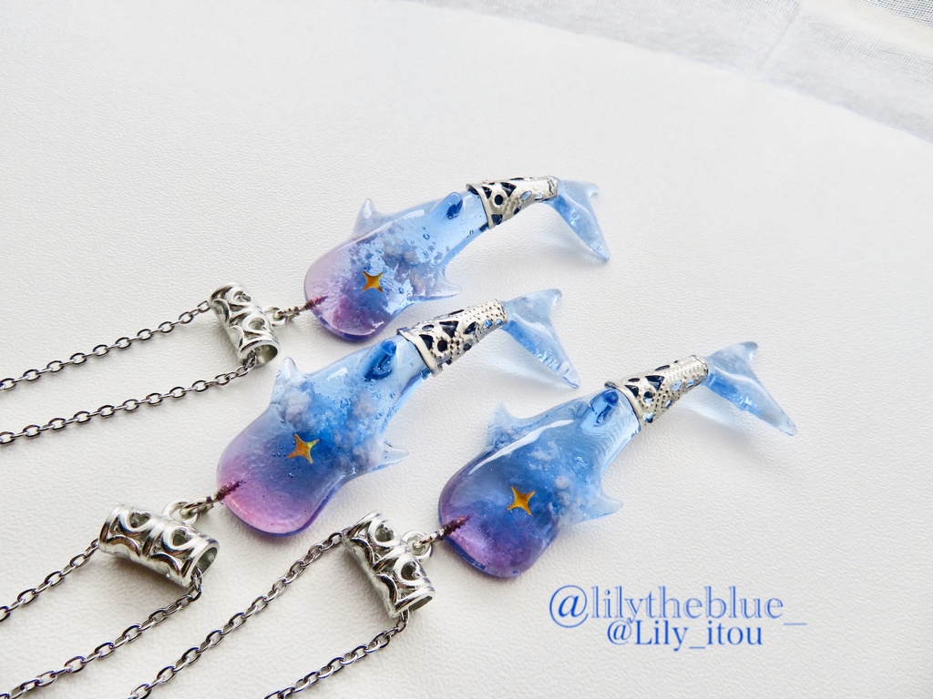 秋限定カラー【一番星見つけた海洋生物のネックレス】
