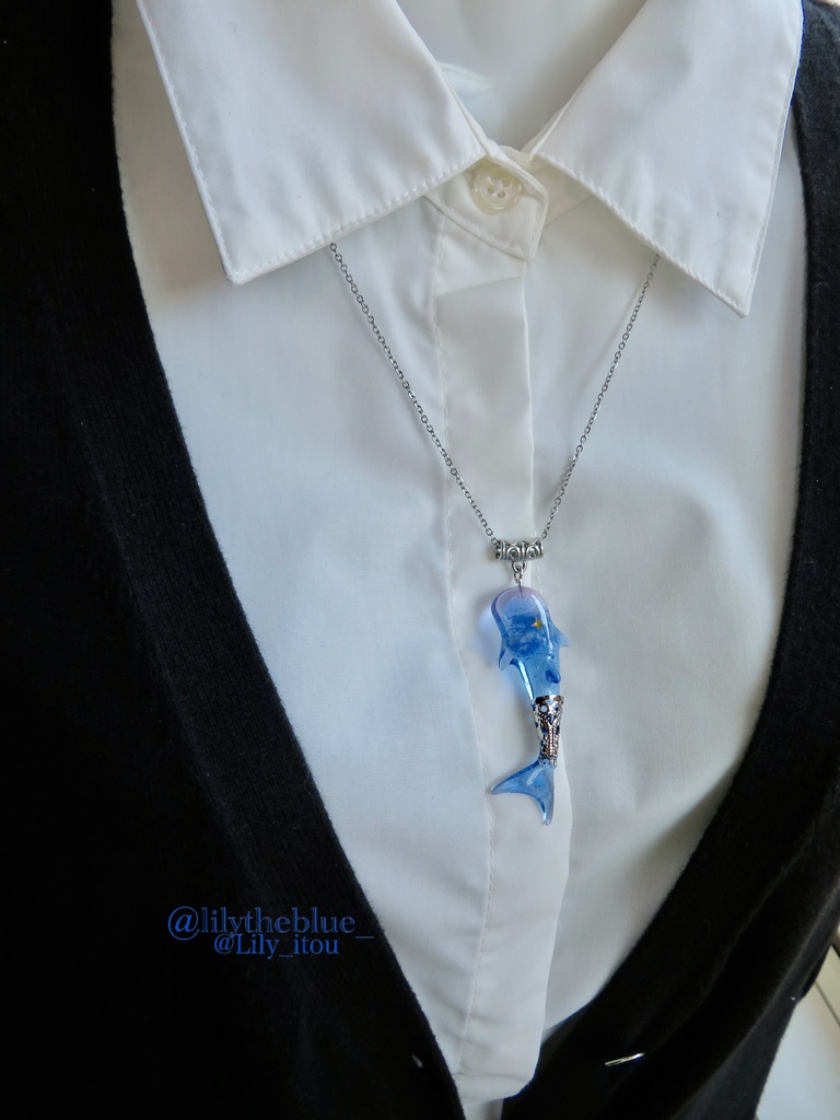 秋限定カラー【一番星見つけた海洋生物のネックレス】