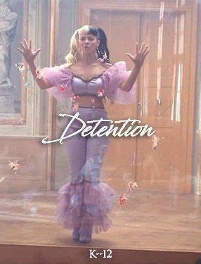 Melanie Martinez detention outfit