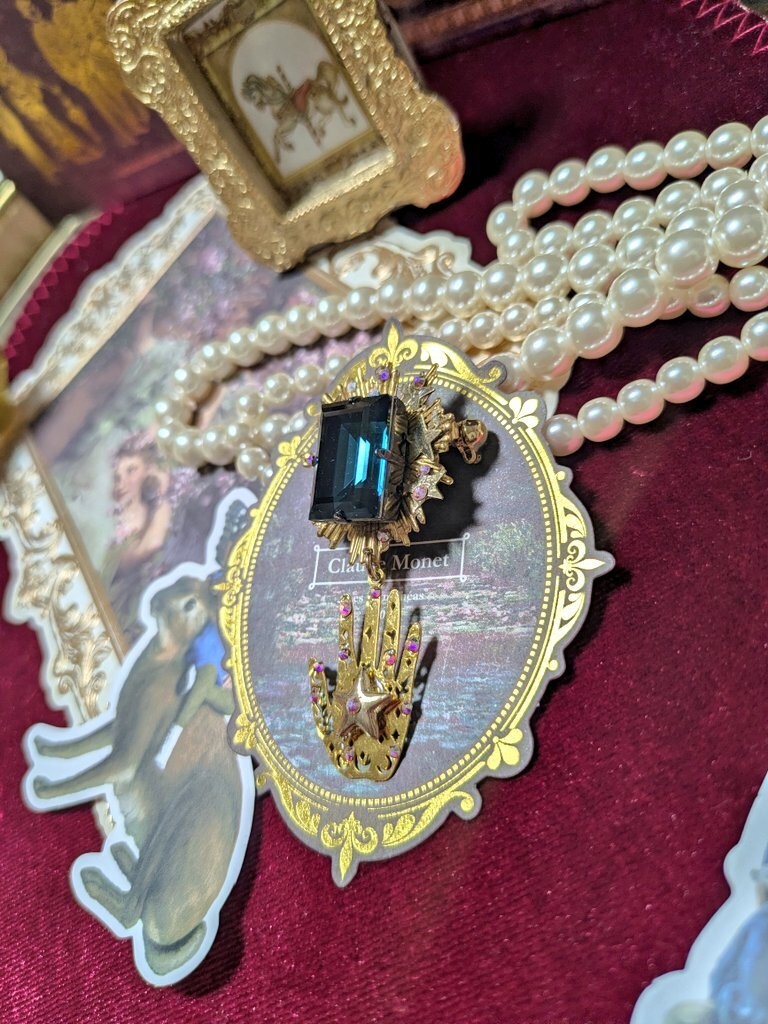 ジョジョの奇妙な冒険　空条承太郎イメージ　ビジューブローチ