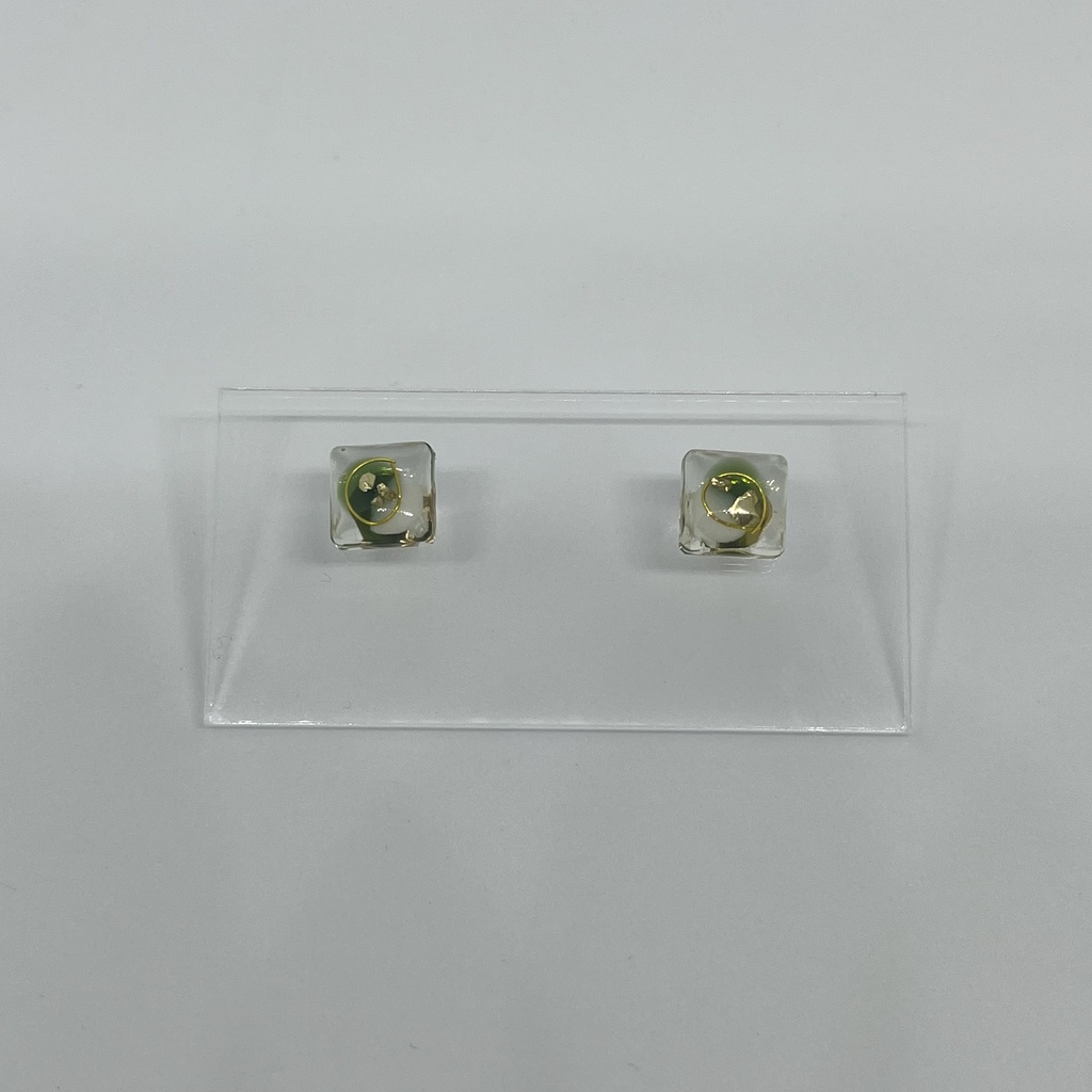 (SD)学校カラーの四角プチピアス・イヤリング