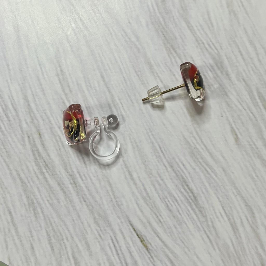 (SD)学校カラーの四角プチピアス・イヤリング