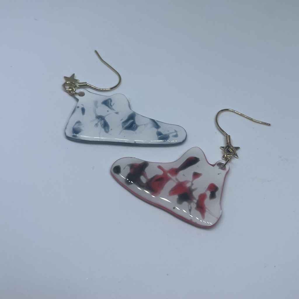 リョータ右(SD)バッシュモチーフピアス(イヤリング)