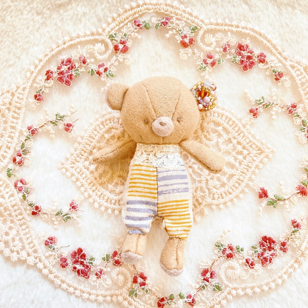 くまたのぬいぐるみ