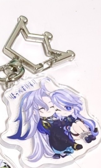 ヌヴィフリ　アクキー