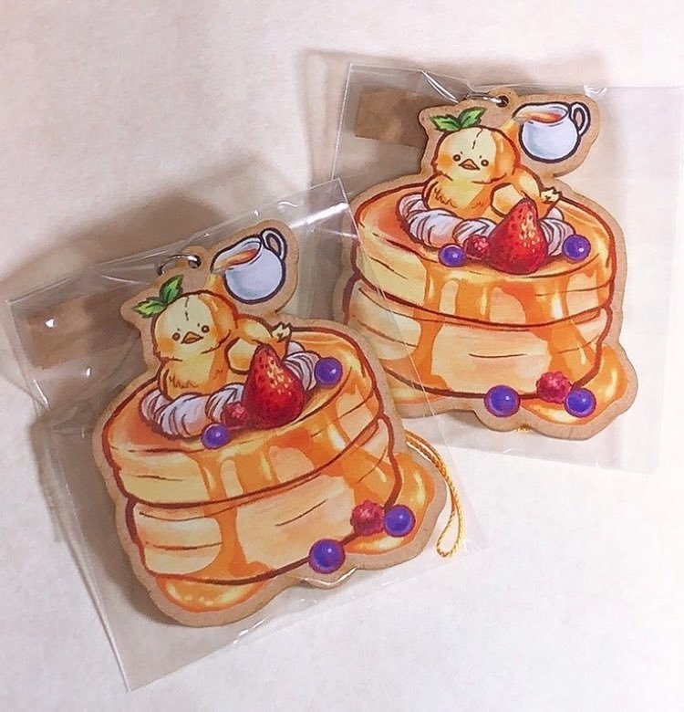 ひよこパンケーキ木製キーホルダー