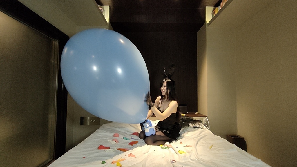 ピーチバルーンクラブ No.5 こはるちゃんの風船遊び2 ~こはるちゃんと巨大風船編~