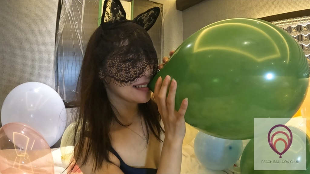 ピーチバルーンクラブ No.10-1 MIYA大量の風船割り