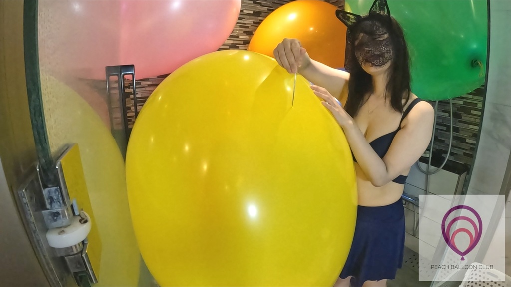 ピーチバルーンクラブ No.10-3 MIYAの巨大風船割り